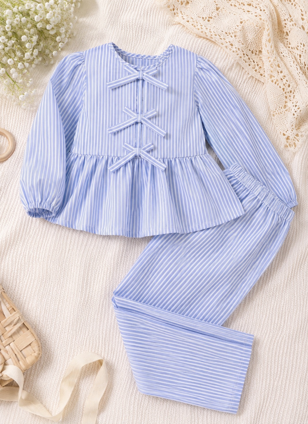 Mila Set: Conjunto de Blusa manga larga con volante + pantalón bota recta
