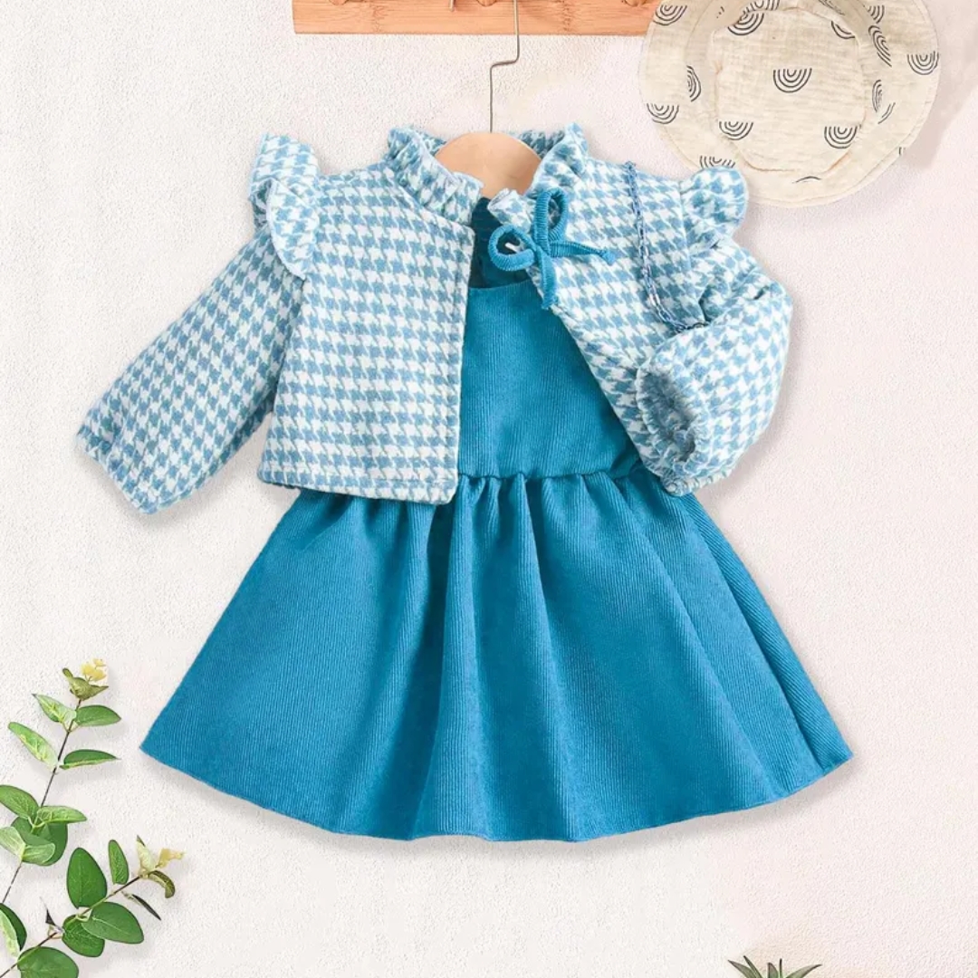 Nina Set: Conjunto de Chaqueta con volantes + vestido con botones posteriores