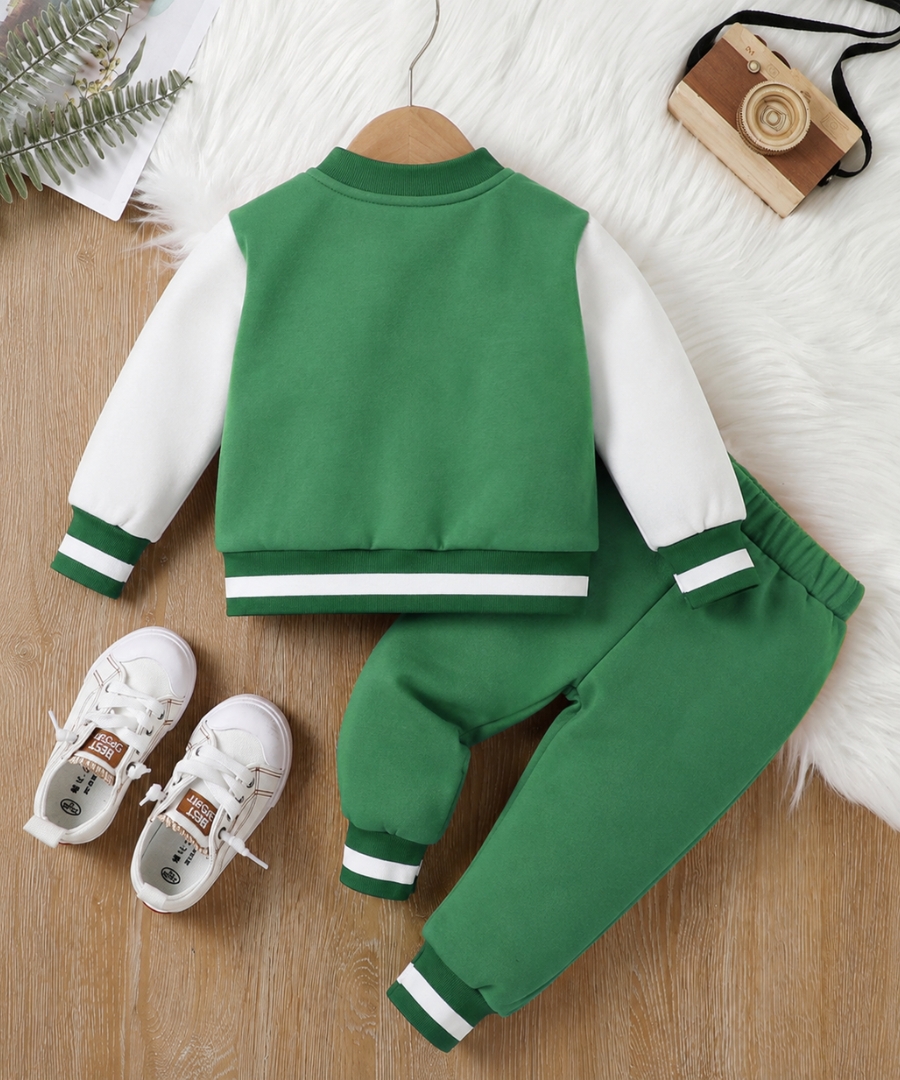 Set Chaqueta Bomber + Pantalón con Resorte en Tobillo vista adicional